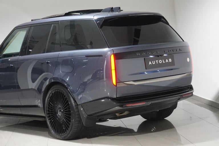 2023 Land Rover Range Rover 3.0 P550e 38.2kWh SV SUV 5dr Petrol Plug-in Hybrid Auto 4WD Euro 6 (s...