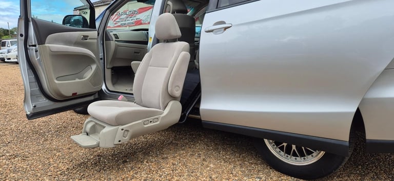 Toyota Estima WELCAB, 2006, 2.4 Litre, 66,411 Miles, Petrol, Automatic, 4X4