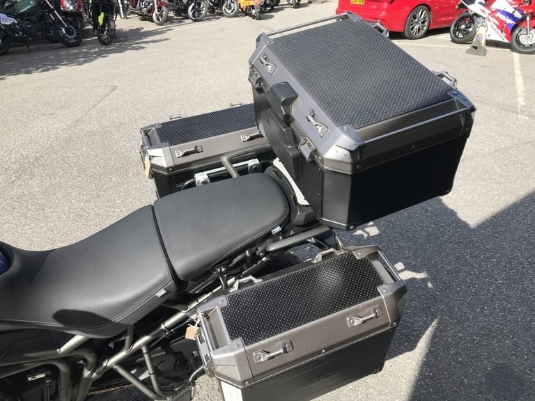 Triumph Tiger 800 XRX Low 18reg 13573m FSH 3part luggage and more