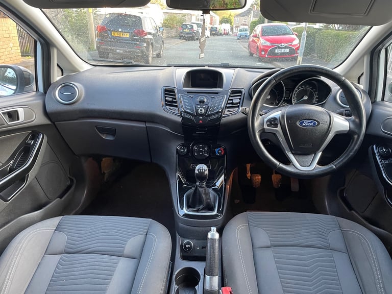 Ford, FIESTA, Hatchback, 2013, Manual, 998 (cc), 5 doors