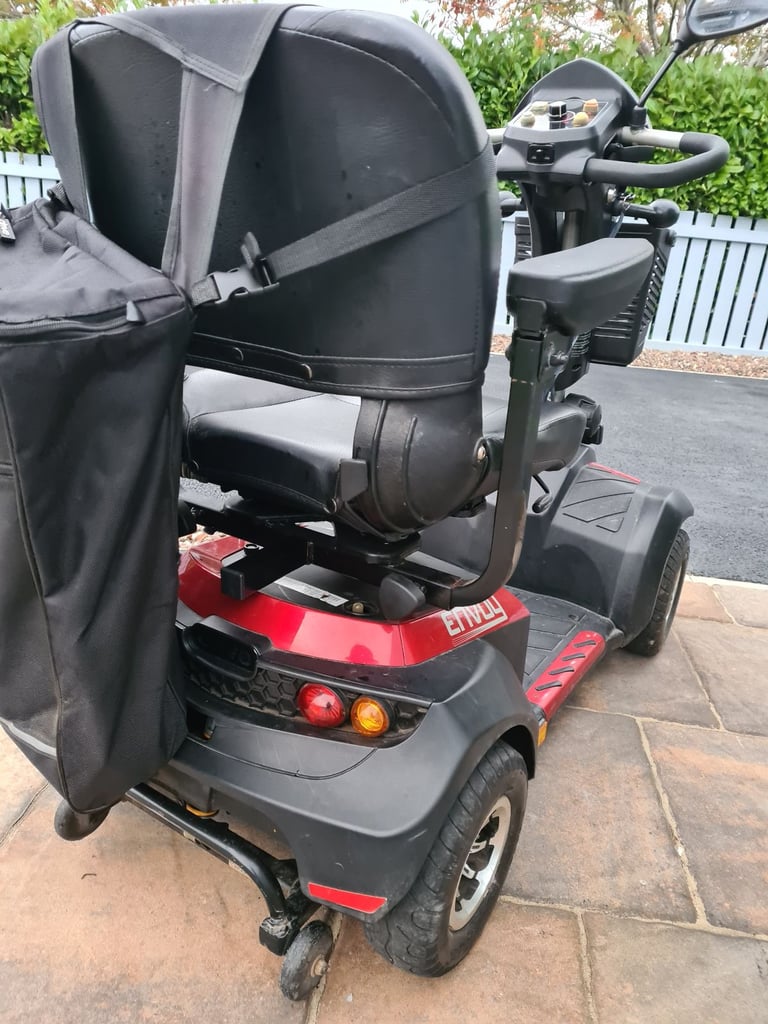 Envoy mobility scooter good condition can deliver today 