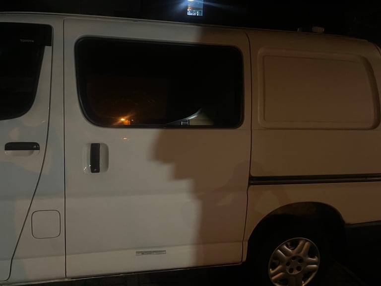 Toyota hiace 