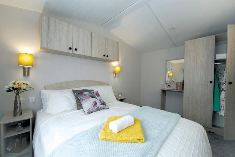 NEW Sunrise Saffron Lodge 39x13 | 2 bed | Full Winterpack | OFF SITE Mobile Home