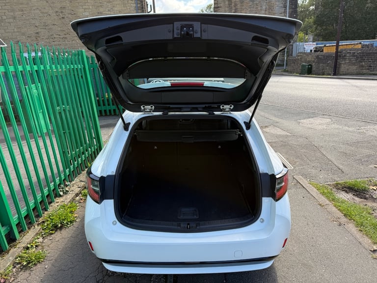 2022 Toyota Corolla 1.8 VVT-i Hybrid Icon 5dr CVT ESTATE Petrol/Electric Hybrid Automatic