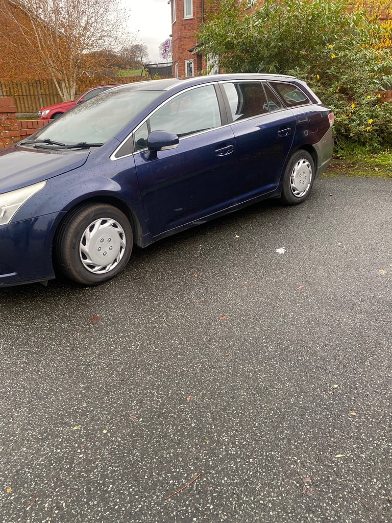 image for Toyota, AVENSIS, Estate, 2010, Manual, 1998 (cc), 5 doors