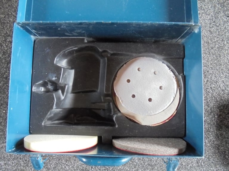 Bosch Orbital Sander GEX 150 AC Professional 240v and Case.