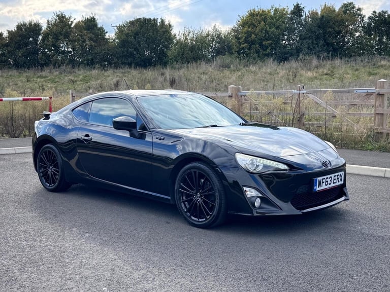 image for TOYOTA GT86 2.0 Boxer D-4S Euro 5 2dr 2013