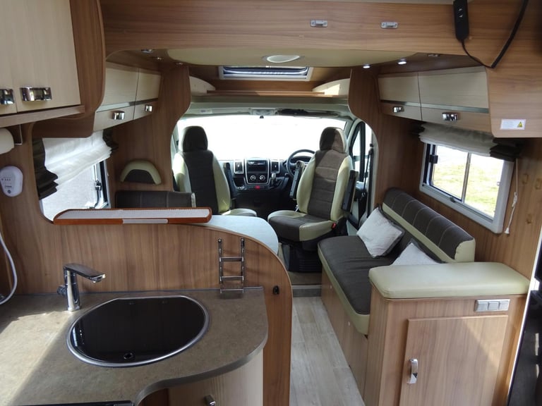 Pilote Reference P716 -2013 -4  berth - French bed - Motorhome for Sale