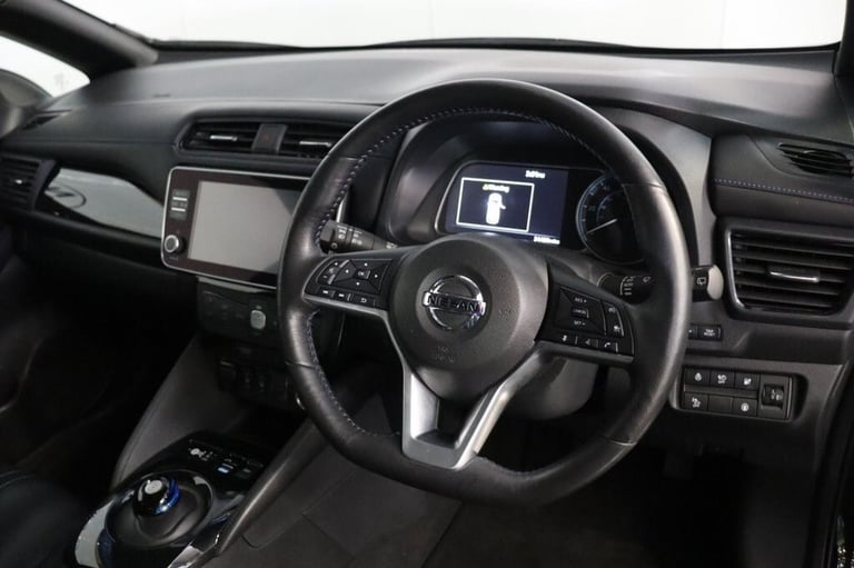 2021 Nissan Leaf 40kWh N-Connecta 5dr Auto (SAT NAV, HEATED SEATS) Hatchback ELECTRIC Automatic