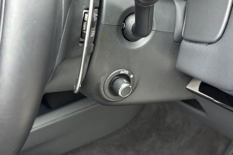 2023 Land Rover Range Rover Sport 3.0 D300 MHEV Dynamic SE SUV 5dr Diesel Auto 4WD Euro 6 (s/s) (...