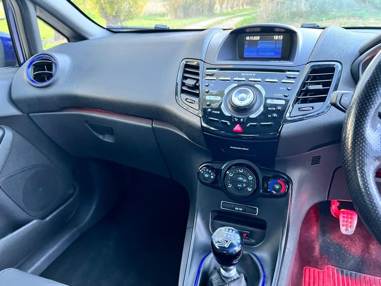 2014 Ford Fiesta 1.6T EcoBoost ST-2 Hatchback 3dr Petrol Manual Euro 6 (182 ps) HATCHBACK Petrol ...