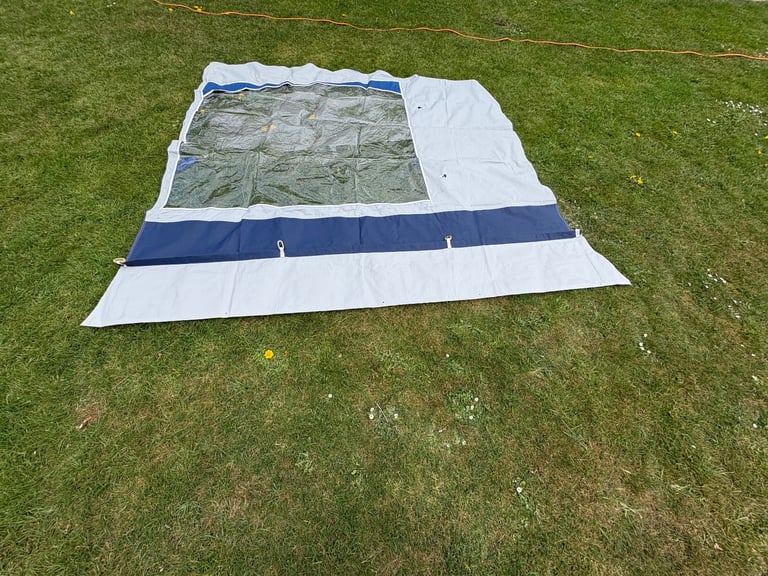 Apache Westminster 900 Awning