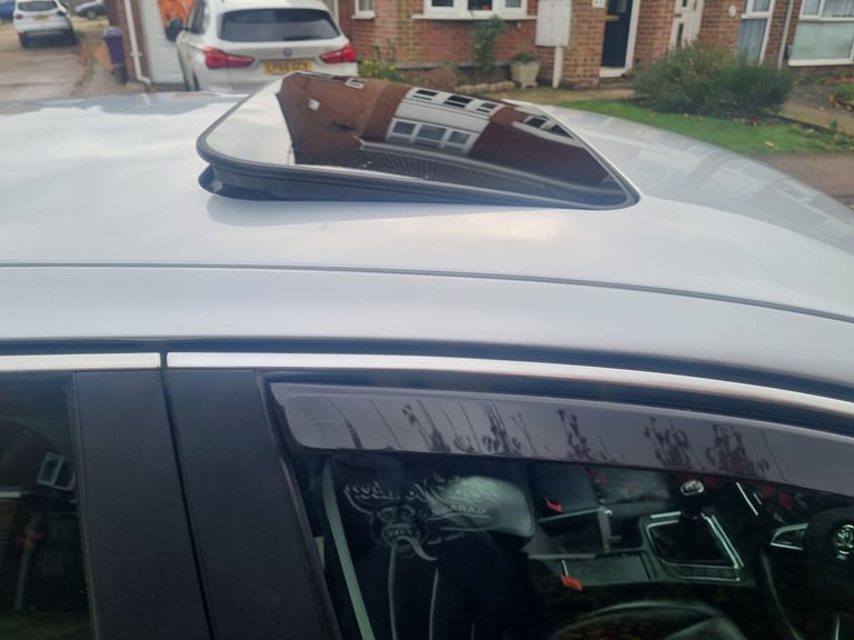 Skoda, SUPERB, Hatchback, 2014, Manual, 1968 (cc), 5 doors