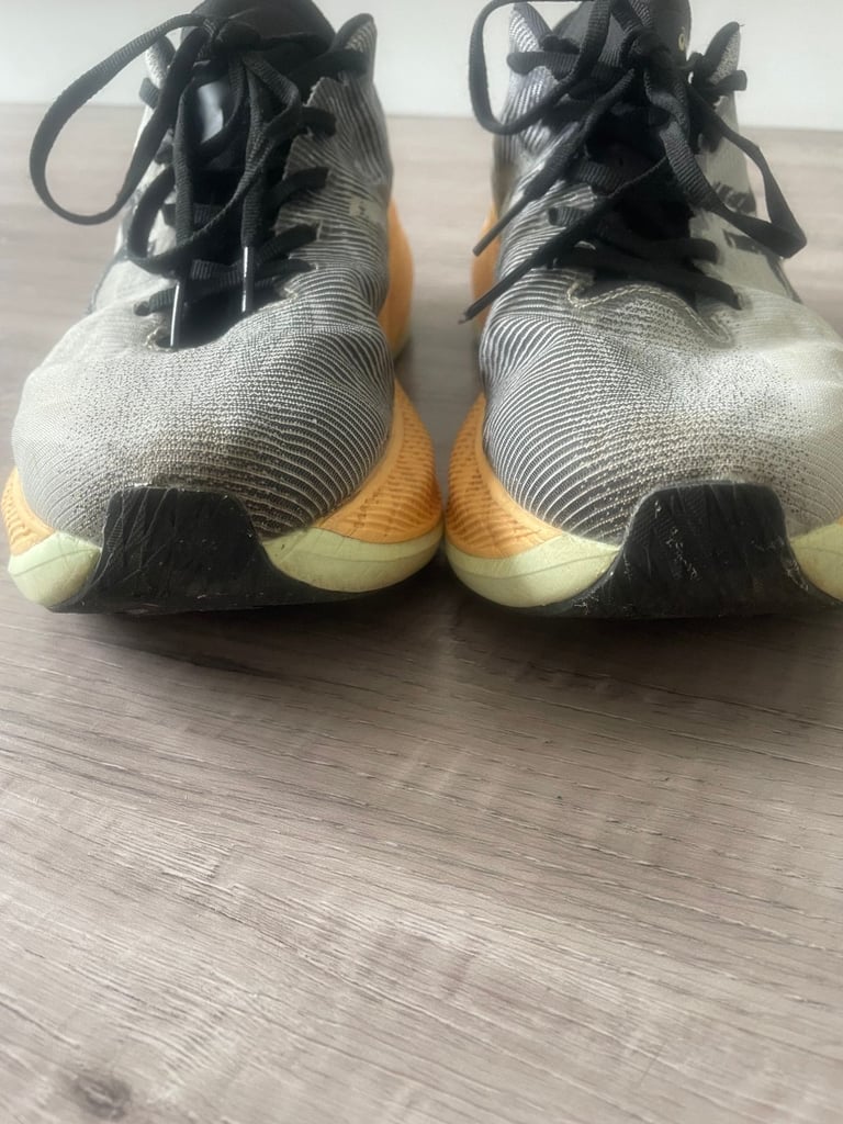 Asics Superblast running shoes/trainers