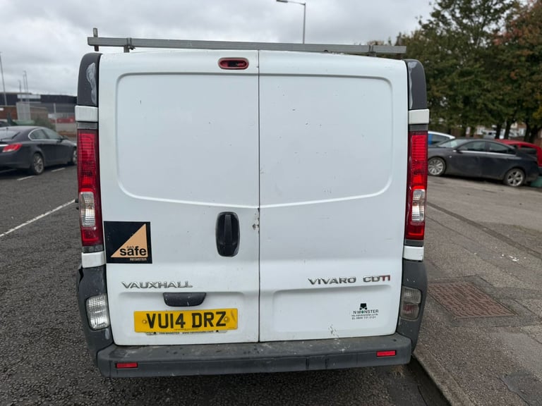 Vauxhall, VIVARO, Panel Van, 2014, Manual, 1995 (cc)