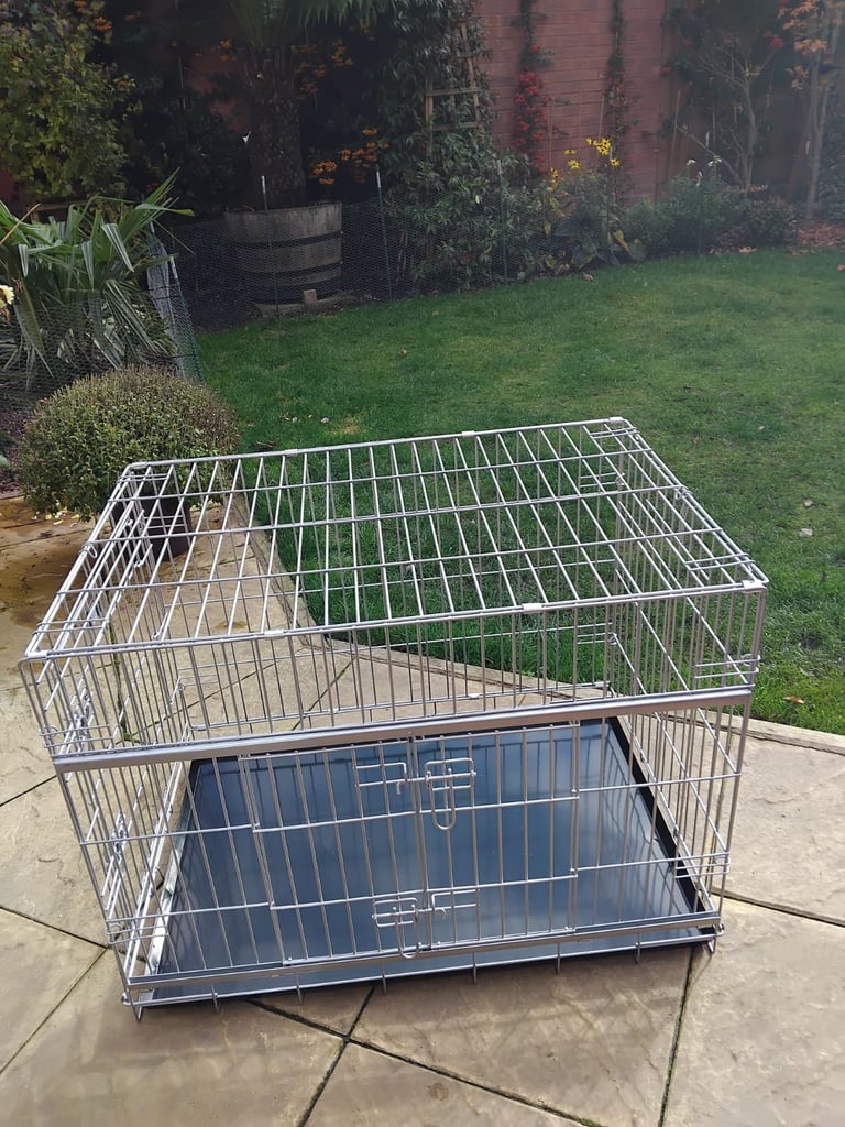 Lords and Labradors Dog Crate in Excellent Condition 