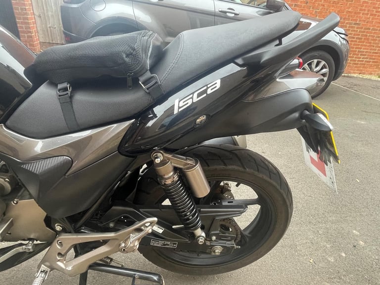 Lexmoto, ISCA, 2024, 124 (cc)