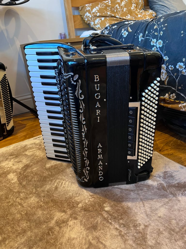 Bugari Armando Champion C *** Italian accordion*** | in Edgware, London |  Gumtree