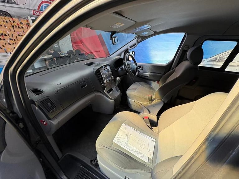 2012 Hyundai i800 2.5 CRDi Style 5dr Auto MPV DIESEL Automatic