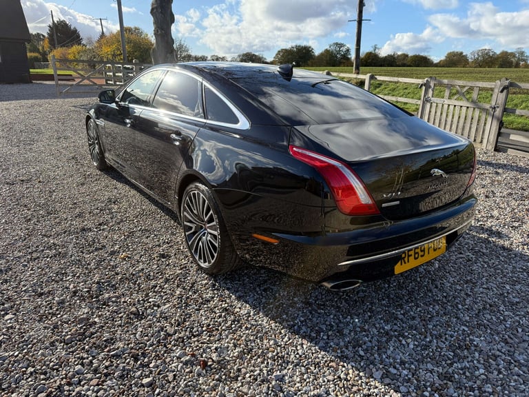 2020 Jaguar XJ 3.0d V6 Autobiography 4dr Auto [LWB] SALOON DIESEL Automatic