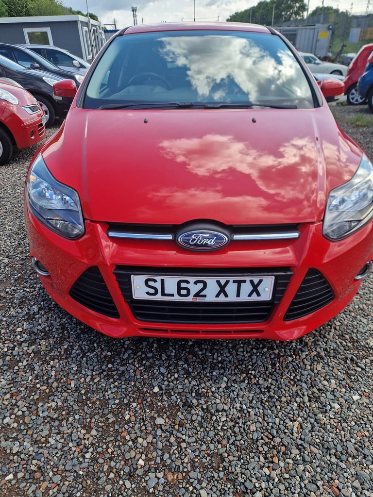 2012 Ford Focus 1.6 Zetec 5dr, Mot April.  2 keys, lovely looking car. Ulez compliant.  HATCHBACK...