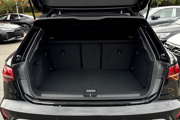 2025 Audi RS3 RS 3 TFSI Quattro Carbon Black 5dr S Tronic HATCHBACK PETROL Automatic