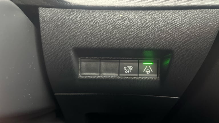 2024 Peugeot 2008 1.2 Hybrid 136 GT 5dr e-DSC6 Petrol Estate Estate Petrol Automatic