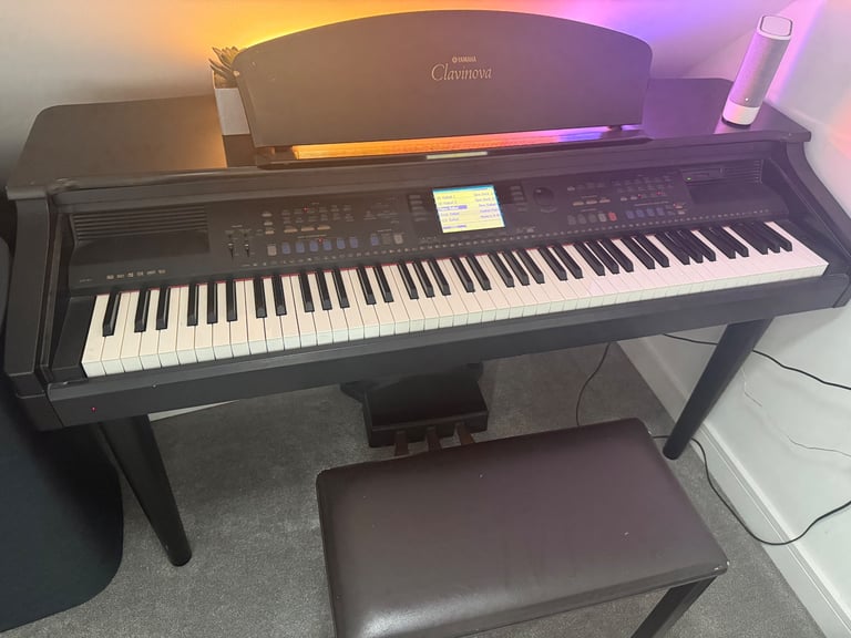 Yamaha Clavinova CVP-107 Piano and Stool  
