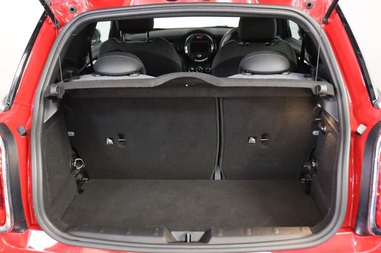 2020 MINI Electric Hatch Cooper SE 32.6kWh Level 2 3dr Auto (SAT NAV, HALF LEATHER) Hatchback ELE...