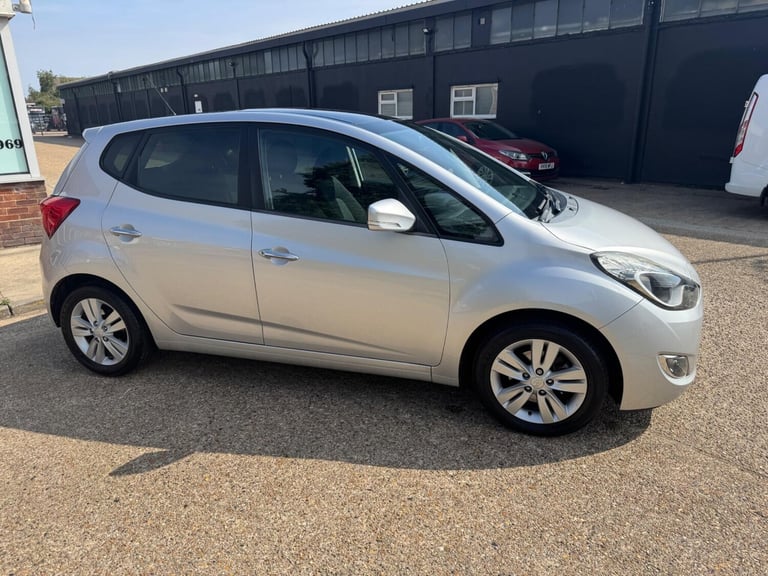 2012 Hyundai Ix20 1.6 Style Auto Euro 5 5dr MPV Petrol Automatic