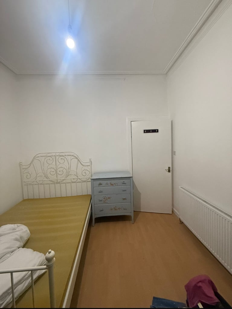 Large Two bedroom tenement flat 