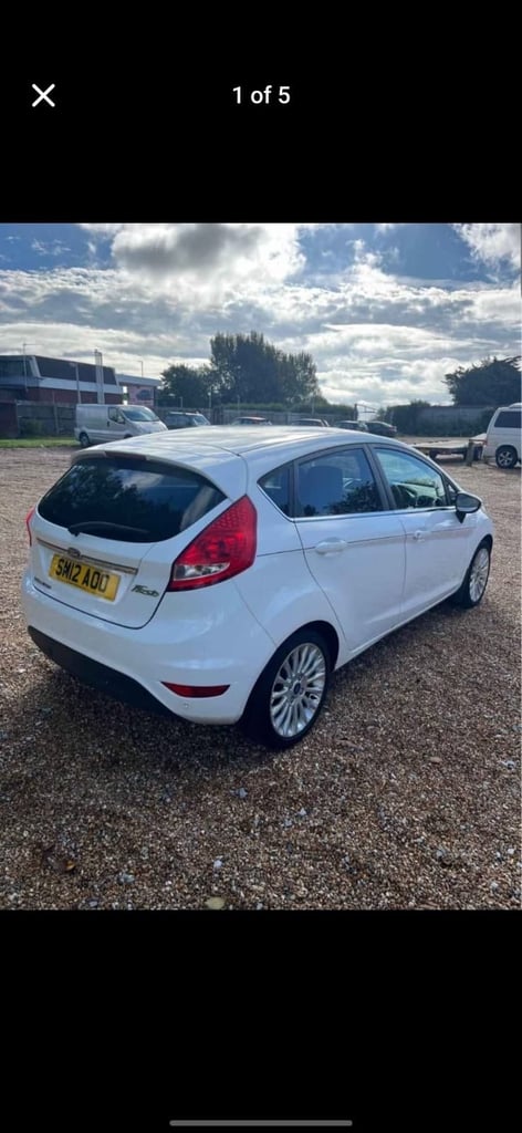 Ford, FIESTA, Hatchback, 2012, Manual, 1388 (cc), 5 doors