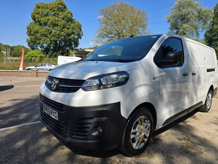 2019 Vauxhall Vivaro 2900 1.5d 100PS Dynamic LWB L2 Van **ONLY 56,000 MILES** PANEL VAN Diesel Ma...