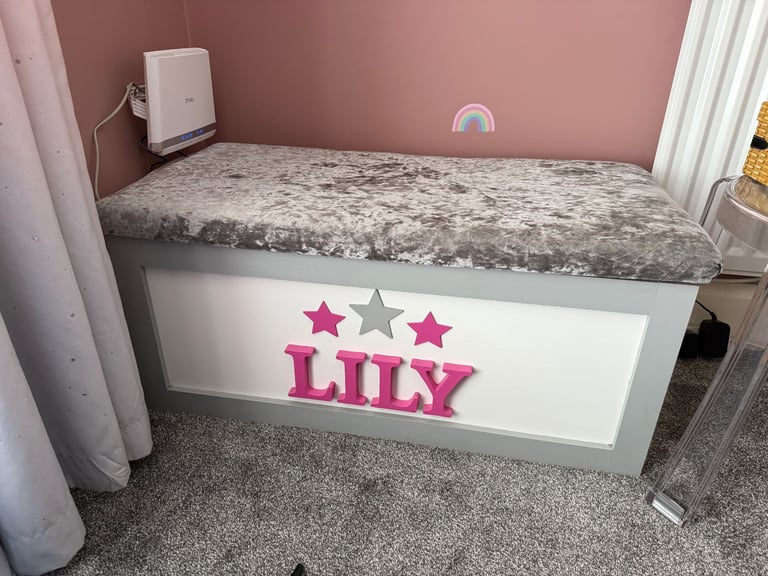 image for Wooden toy box 