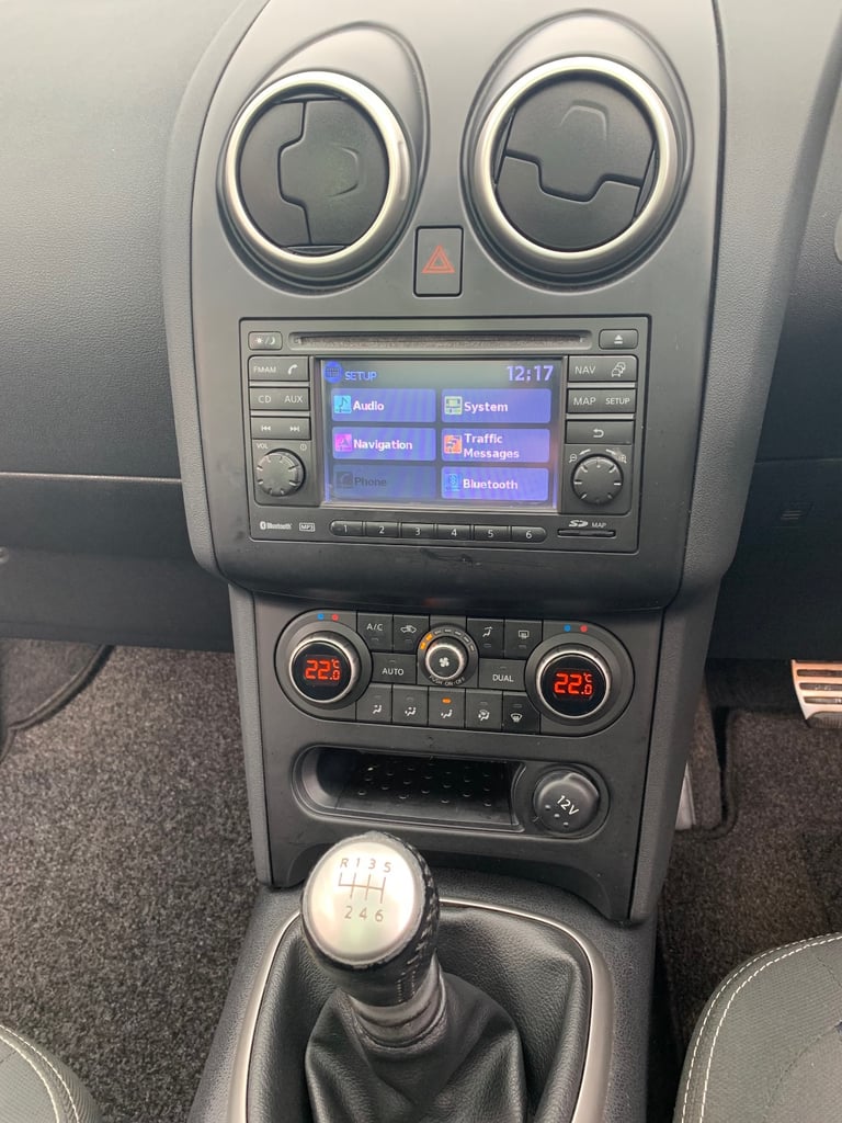 Nissan, QASHQAI, Hatchback, 2012, Manual, 1461 (cc), 5 doors