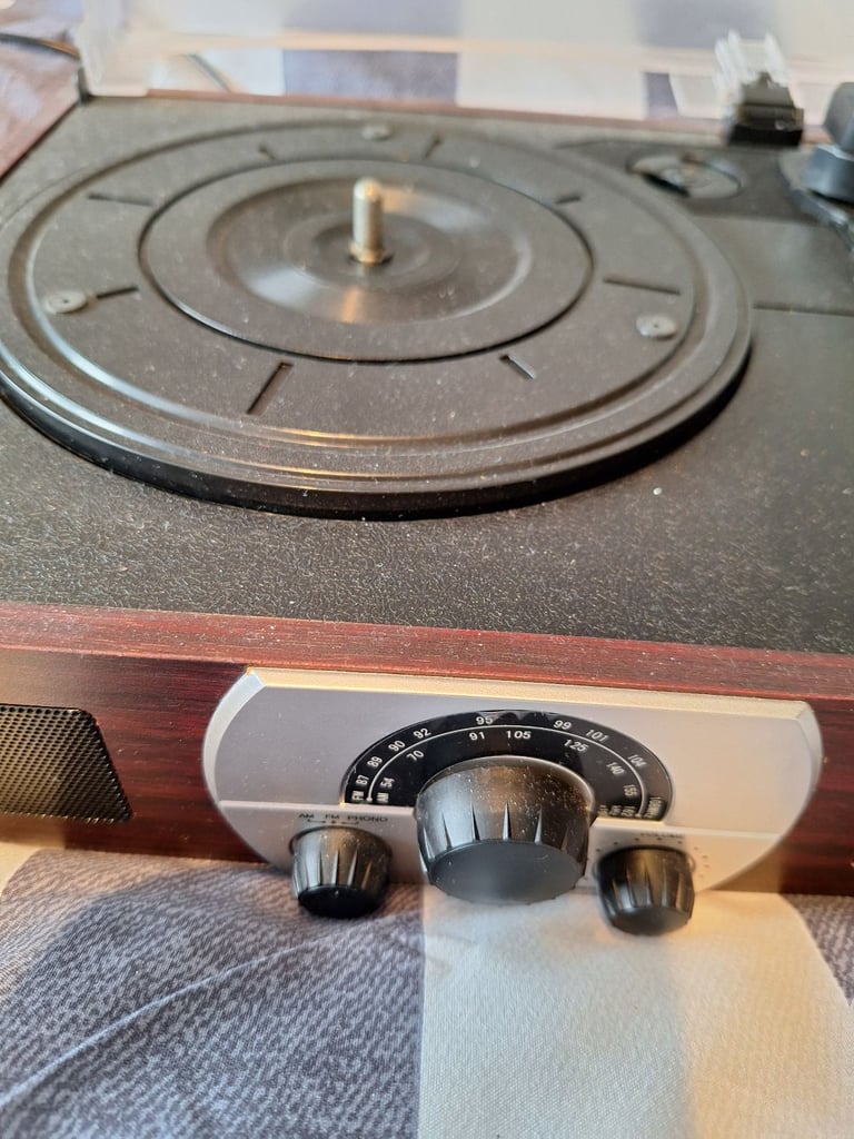 Record player 