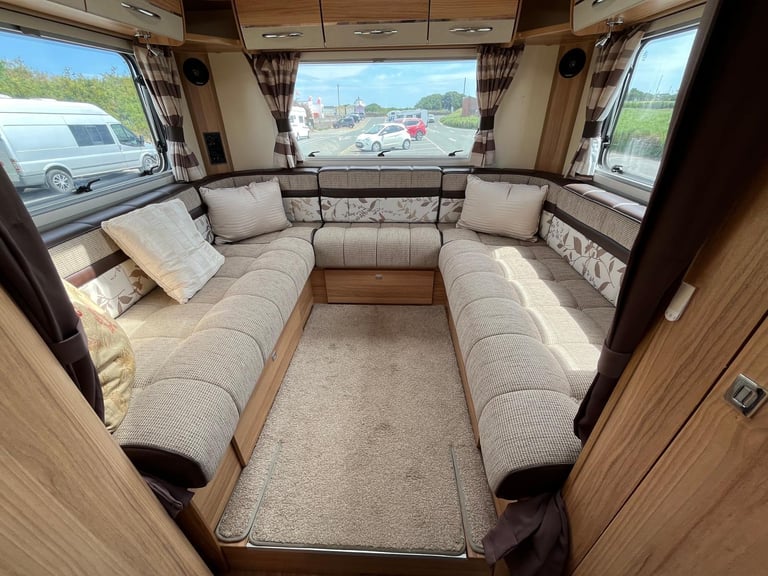 Bailey Autograph 765, 6 Berth, End Lounge, Electric Drop Down Bed