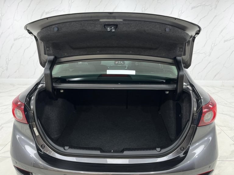 2019 Mazda Mazda3 2.0 SKYACTIV-G SE-L Nav Fastback 4dr Petrol Manual Euro 6 (s/s) (121 ps) Saloon...
