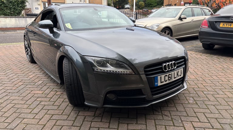 Audi, TT, Coupe, 2011, Semi-Auto, 1984 (cc), 2 doors