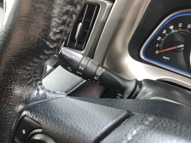 2015 15 TOYOTA RAV4 2.0 D-4D ICON SUV 5DR DIESEL MANUAL 4WD EURO 5 (S/S) (124 PS