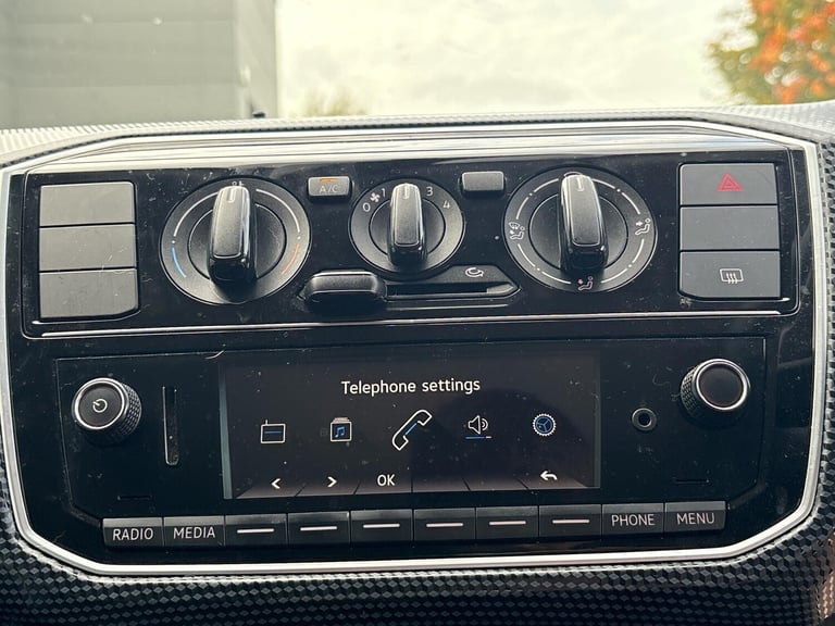 2018 Volkswagen up! 1.0 Move up! Hatchback 5dr Petrol Manual Euro 6 (s/s) (60 ps) HATCHBACK Petro...