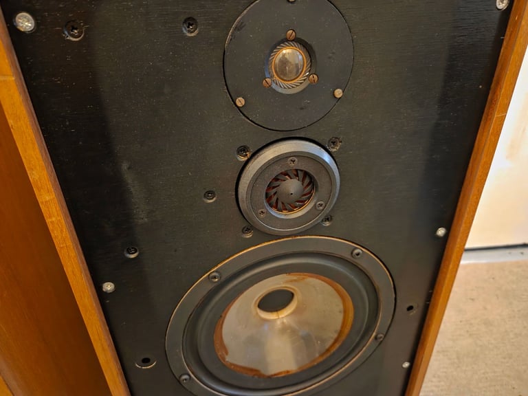 Spendor SP1 Speakers