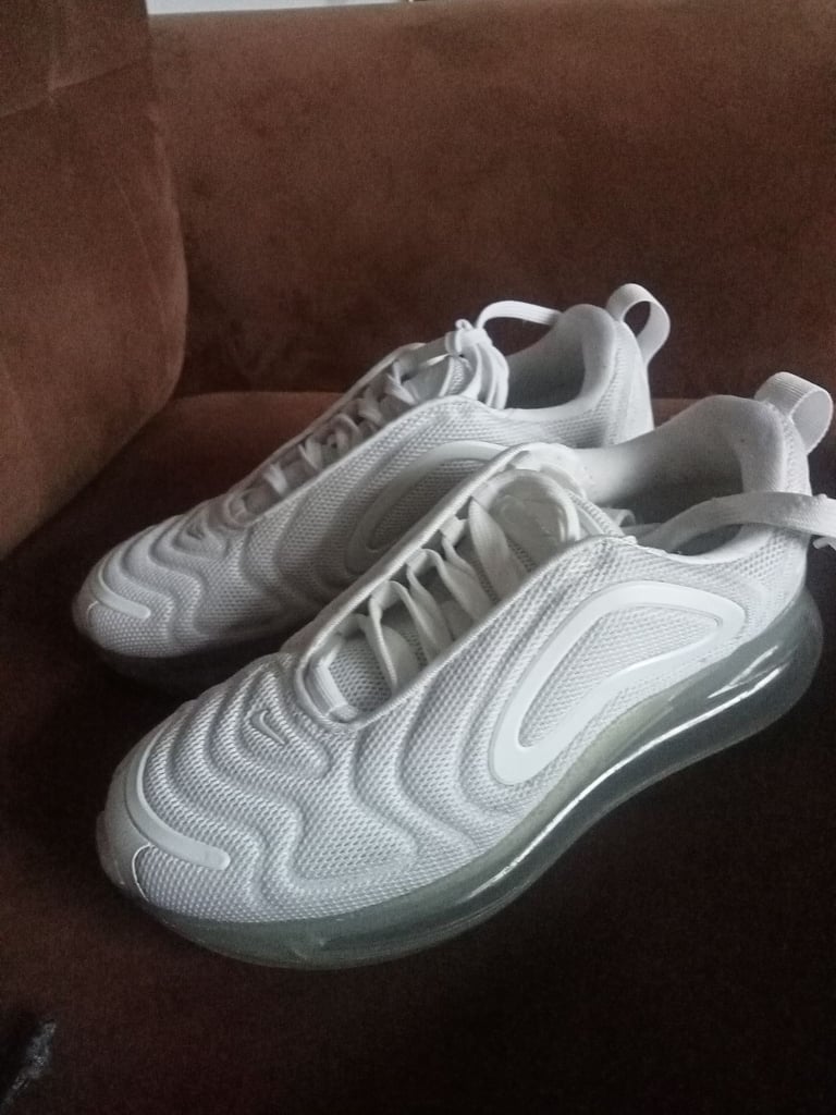 Nike air 720. size 4