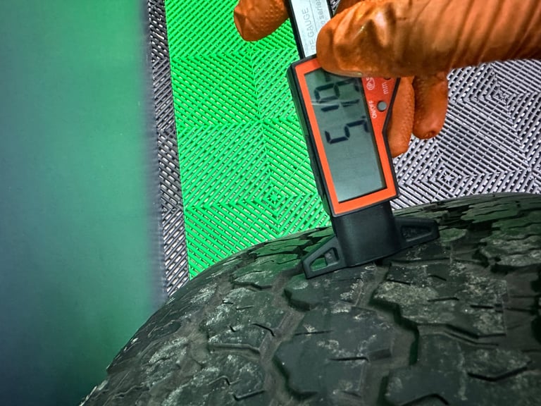 New Defender 90 / 110 L663 20” style 5095 Anthracite Grey Alloy Wheels & Goodyear Wrangler AT’s!