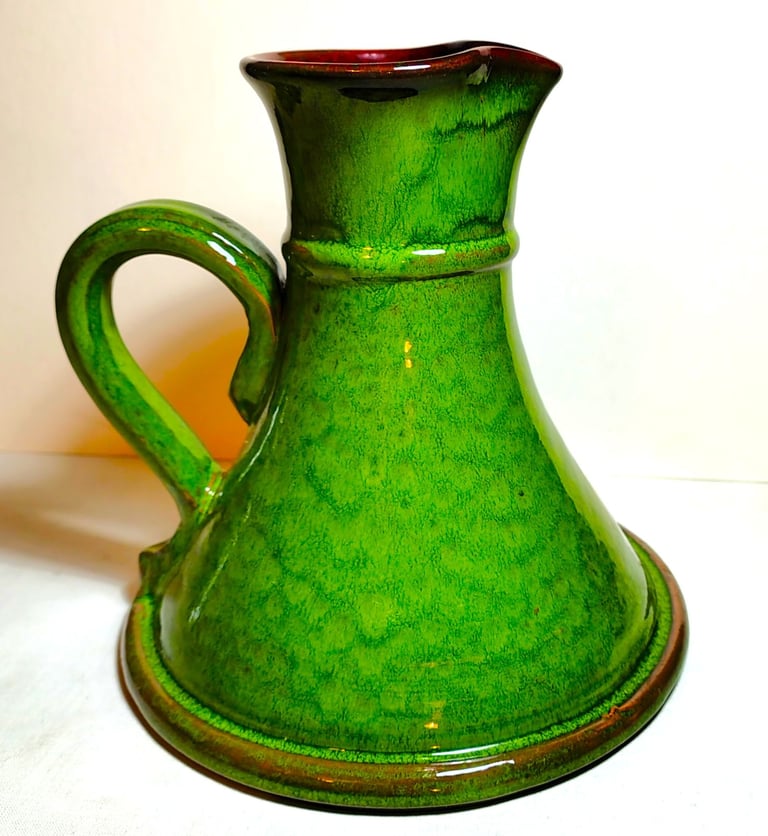 JUG STUDIO POTTERY GLOSS GREEN 