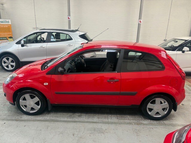 2007 Ford Fiesta 1.25 Style 3dr HATCHBACK Petrol Manual