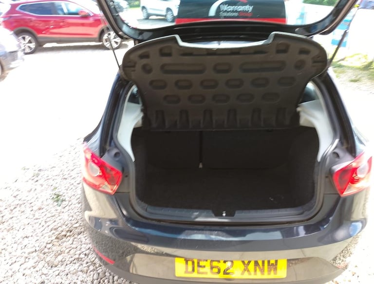 SEAT IBIZA 1.4 SE Black Manual Petrol 2013