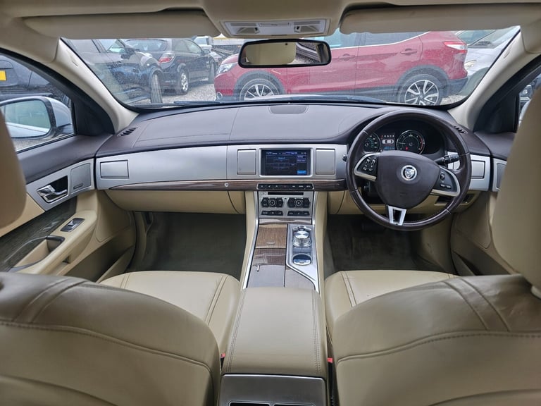 2012 Jaguar XF 2.2d [200] Premium Luxury 4dr Auto SALOON Diesel Automatic