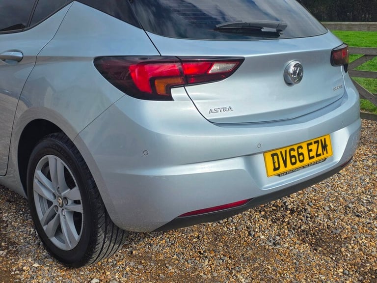 Vauxhall Astra TECH LINE CDTI ECOFLEX S/S