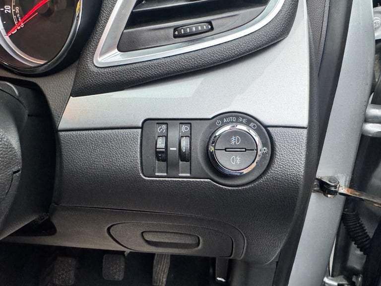 2014 Vauxhall Mokka 1.7 CDTi Exclusiv 5dr HATCHBACK Diesel Manual